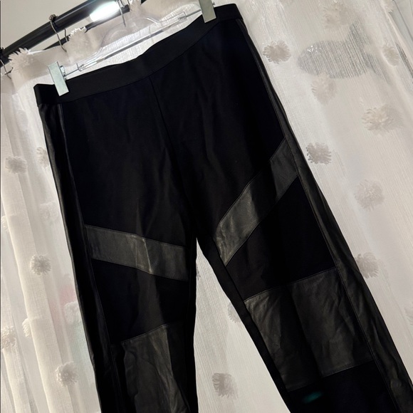 BCBGMaxAzria “Baygle” leggings - Picture 2 of 7